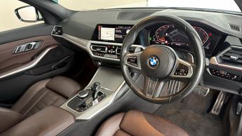 BMW 3 Series 320I M SPORT