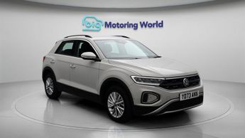 Volkswagen T-Roc LIFE TSI DSG
