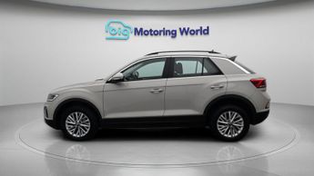 Volkswagen T-Roc LIFE TSI DSG