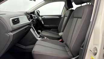 Volkswagen T-Roc LIFE TSI DSG