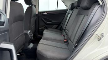 Volkswagen T-Roc LIFE TSI DSG