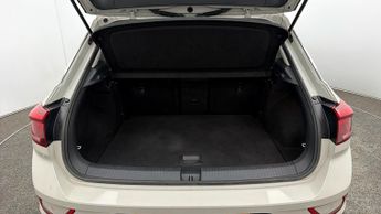 Volkswagen T-Roc LIFE TSI DSG