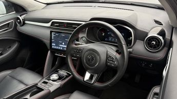MG MG ZS TROPHY CONNECT