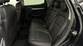MG MG ZS TROPHY CONNECT