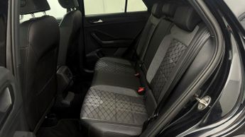 Volkswagen T-Roc R-LINE TSI DSG