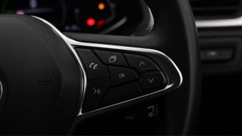 Renault Captur TECHNO E-TECH