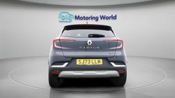 Renault Captur TECHNO E-TECH