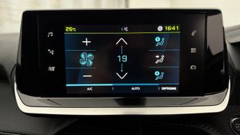 Peugeot E-2008 ALLURE PREMIUM