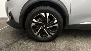 Peugeot E-2008 ALLURE PREMIUM