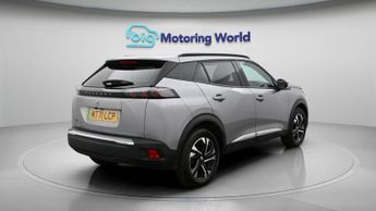 Peugeot E-2008 ALLURE PREMIUM