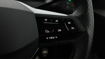CUPRA Born V1