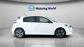 Peugeot 208 PURETECH ALLURE PREMIUM PLUS S/S