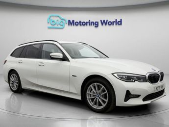 BMW 3 Series 330E SE PRO