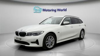 BMW 3 Series 330E SE PRO