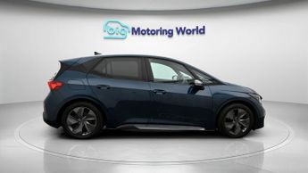 CUPRA Born V1