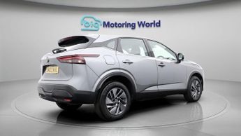 Nissan Qashqai DIG-T ACENTA PREMIUM DCT