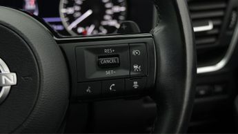 Nissan Qashqai DIG-T ACENTA PREMIUM DCT