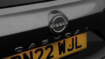 Nissan Qashqai DIG-T ACENTA PREMIUM DCT
