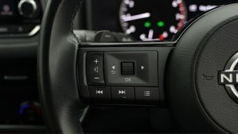 Nissan Qashqai DIG-T ACENTA PREMIUM DCT