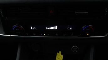 Nissan Qashqai DIG-T ACENTA PREMIUM DCT