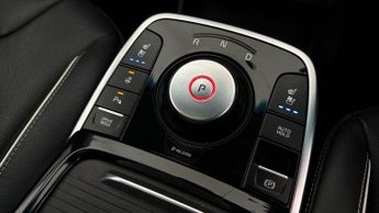 Kia Niro 4 PLUS
