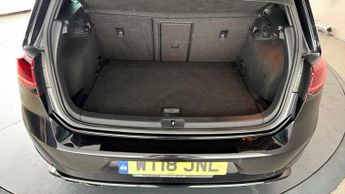 Volkswagen Golf R TSI DSG