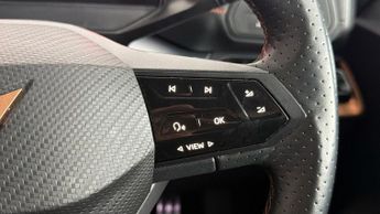 CUPRA Born V2