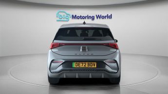 CUPRA Born V2