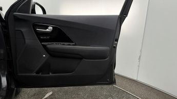 Kia Niro 4 PLUS