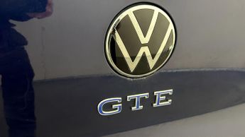 Volkswagen Golf GTE DSG
