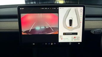 Tesla Model Y BASE