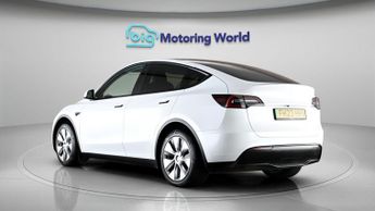 Tesla Model Y BASE