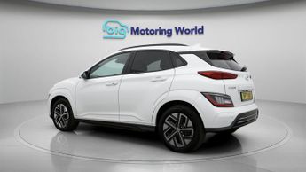 Hyundai KONA PREMIUM
