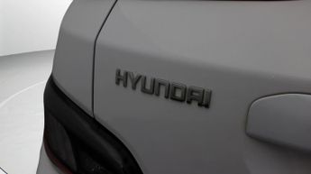 Hyundai KONA PREMIUM