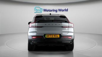 Volvo C40 RECHARGE TWIN CORE AWD