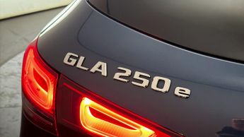 Mercedes-Benz GLA GLA 250 E AMG LINE PREMIUM PLUS