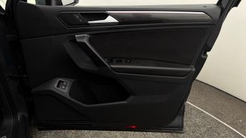Volkswagen Tiguan ELEGANCE TSI DSG