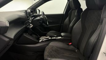Peugeot E-2008 GT PREMIUM