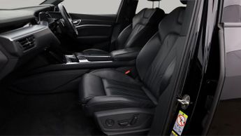 Audi e-tron QUATTRO BLACK EDITION