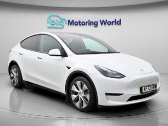 Tesla Model Y LONG RANGE AWD