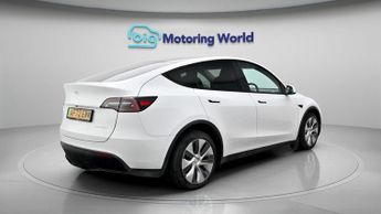 Tesla Model Y LONG RANGE AWD