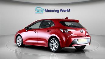 Toyota Corolla ICON TECH