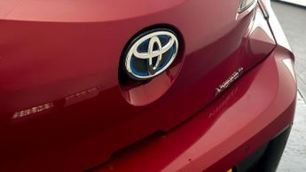 Toyota Corolla ICON TECH