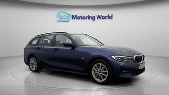 BMW 3 Series 330E SE PRO