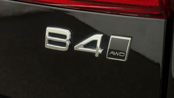 Volvo XC60 B4 PLUS AWD