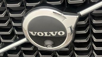 Volvo XC60 B4 PLUS AWD
