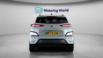 Hyundai KONA PREMIUM