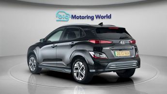 Hyundai KONA PREMIUM