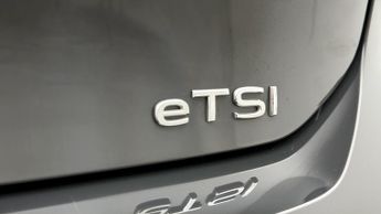 Volkswagen Golf LIFE ETSI DSG