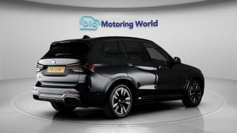 BMW iX3 M SPORT